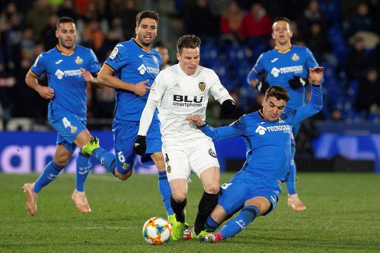 西甲关键战：西班牙人能否突破保级困境？