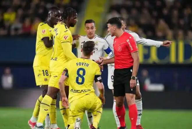 皇马风波再起：裁判情绪失控引发退赛风云