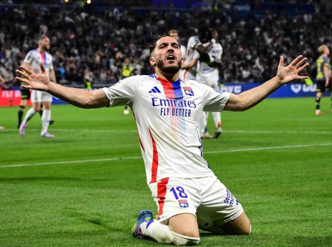 44场12球20助攻！里昂新星成为夏窗香饽饽，英超双红加入战团