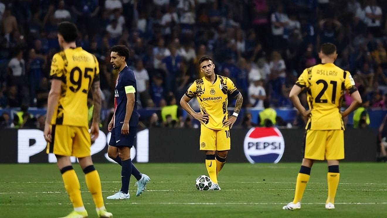 哪些球队曾做到三冠王，巴萨两次达成，皇马15座欧冠却从未实现