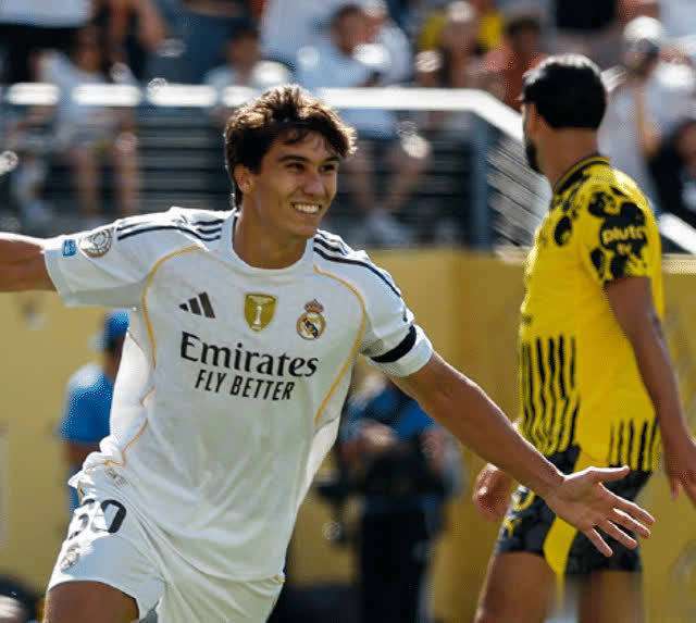 3-2!世俱杯4强出炉:皇马晋级半决赛战大巴黎,德甲2强出局