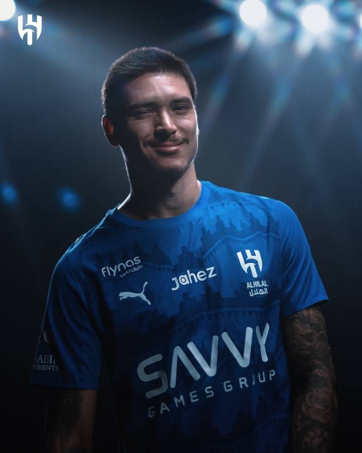 能买也能卖!利物浦已卖7人收入1.96亿欧,转会净投入回到亿元内